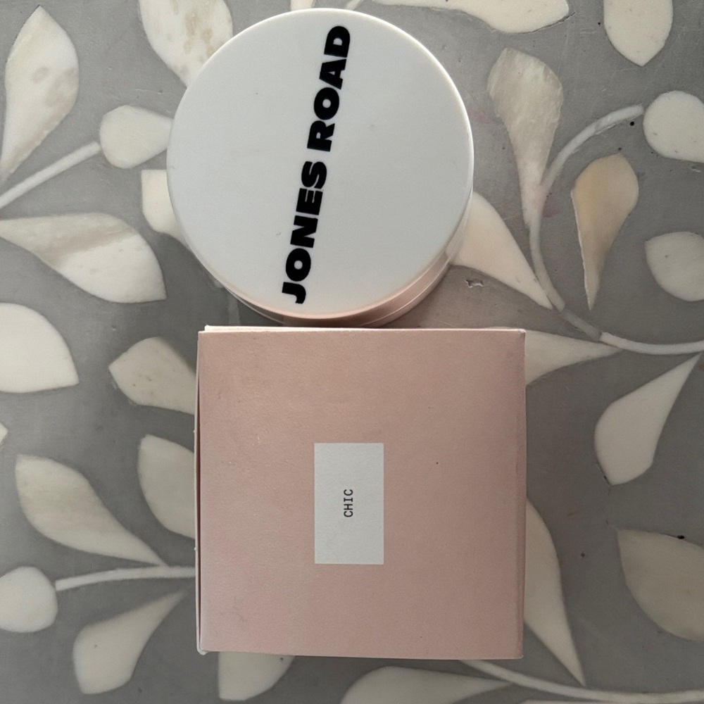 Jones Road mini miracle balm in Chic